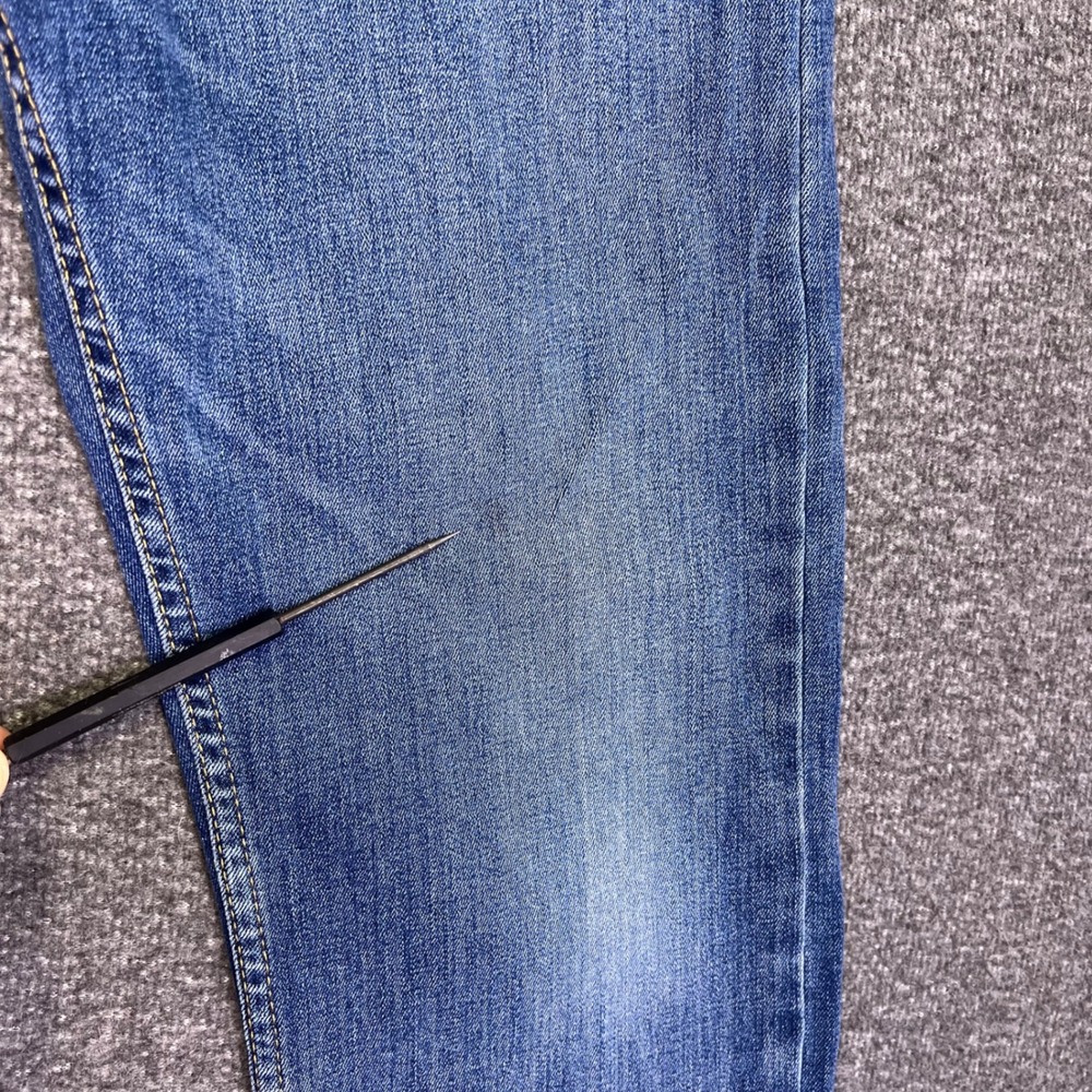 Levis 502 Jeans Mens 32x28 Blue Regular Taper Casual Stretch Denim Medium Wash - Picture 4 of 16